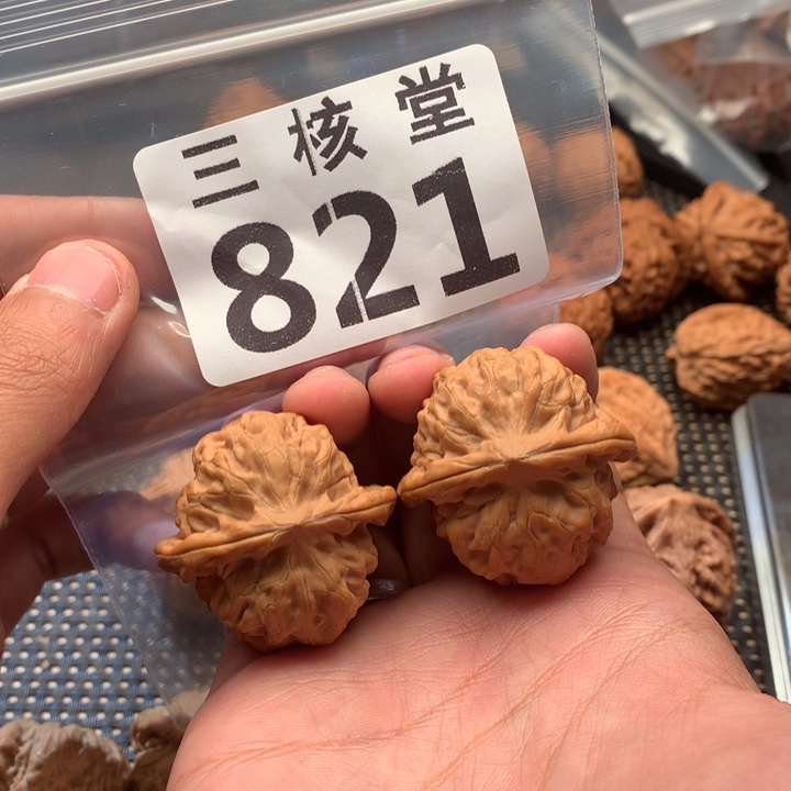 吊坠文玩核桃霸王