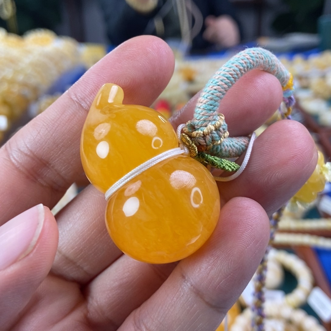 琥珀珠宝奇石未镶嵌焦皮立体葫芦16.46