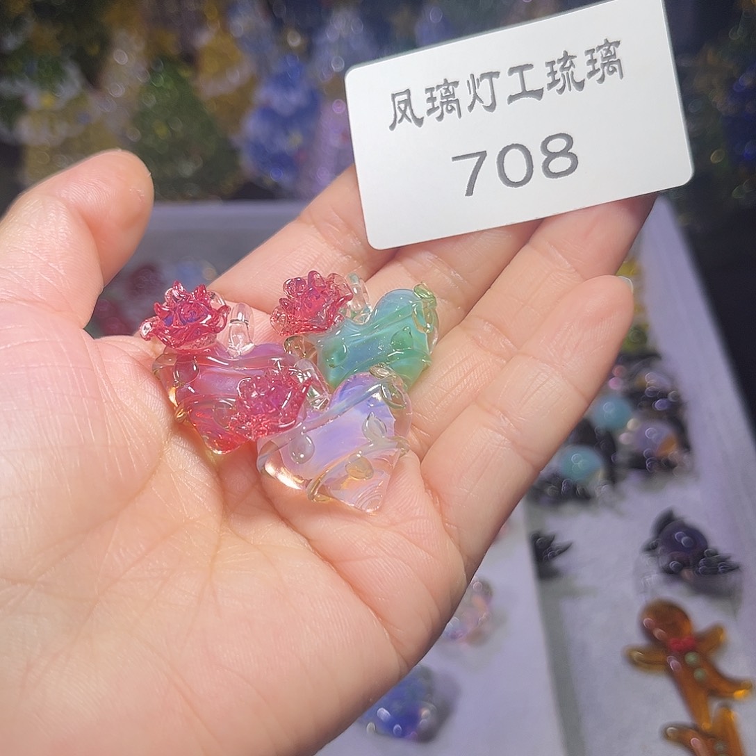 用***8玻璃吊坠（不含链）708玫瑰爱心