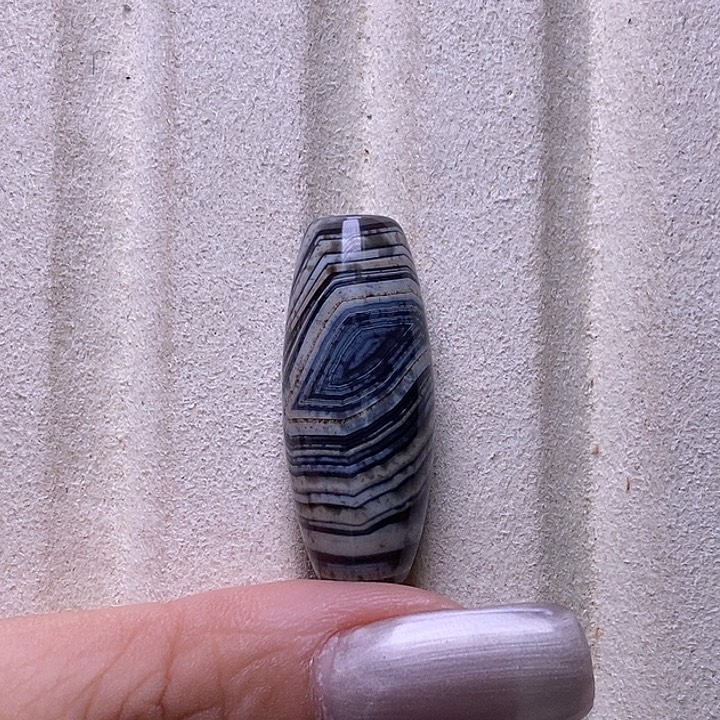 老***术玛瑙/玉髓未镶嵌颈饰