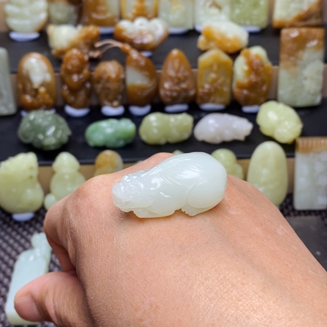 和田玉未镶嵌吊坠(不含链)