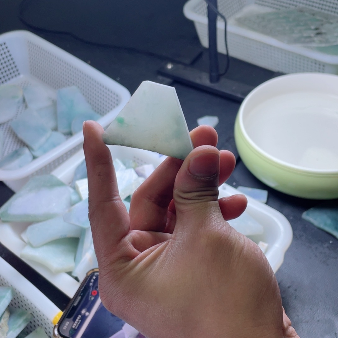 定制翡翠未镶嵌翡翠