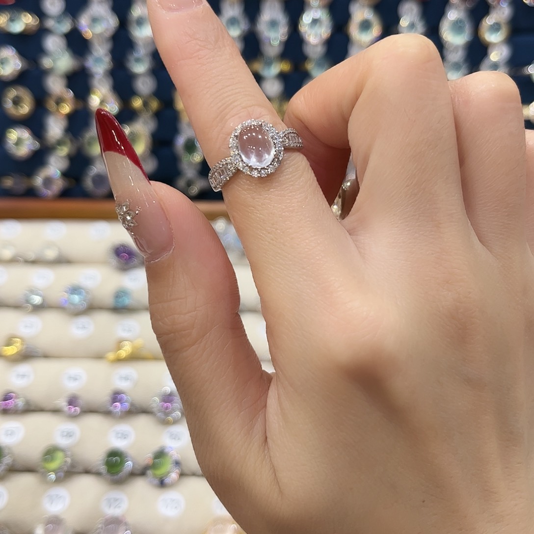 芙蓉石女款银S925镶嵌馮**?戒指