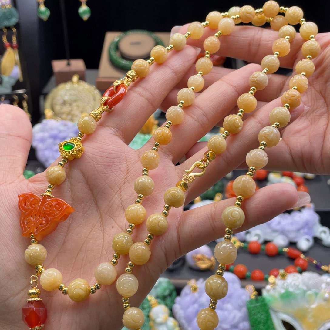 翡翠颈饰未镶嵌代编织