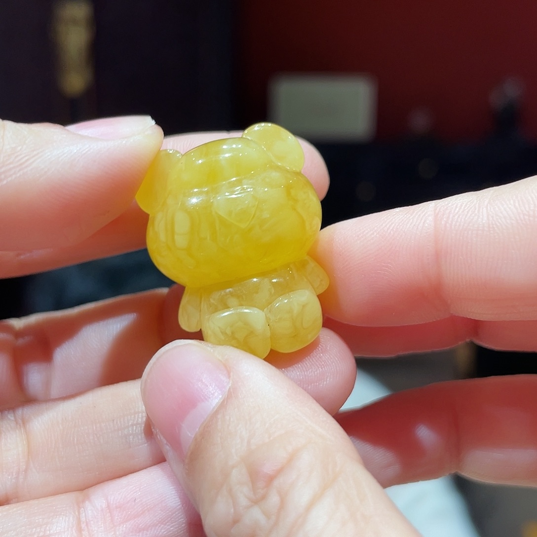 蜜蜡未镶嵌颈饰蜜蜡