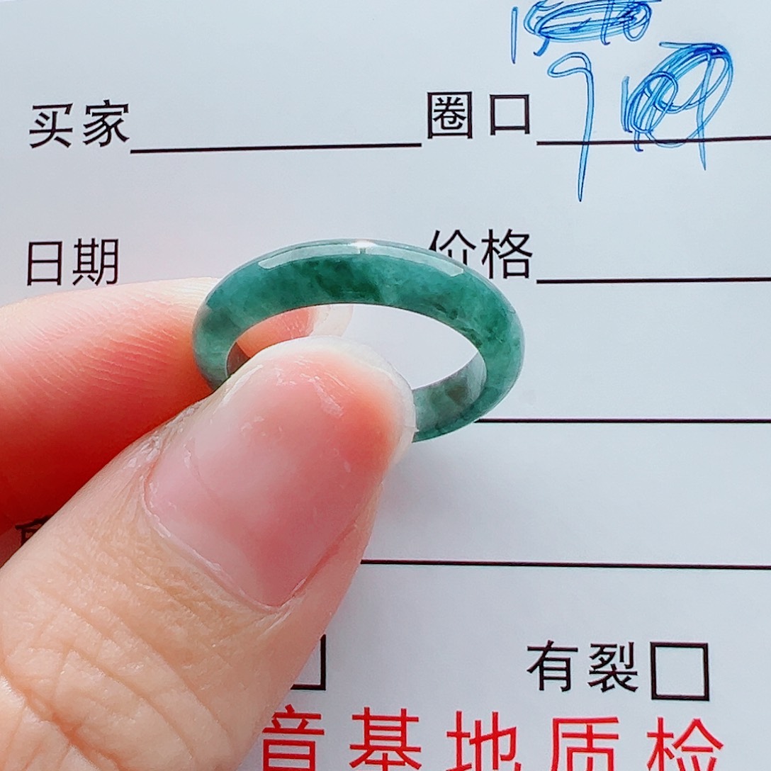 未镶嵌戒指翡翠尿****觉戒圈