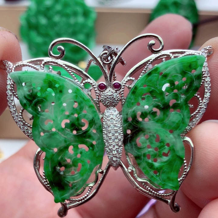 翡翠未镶嵌吊坠(不含链)