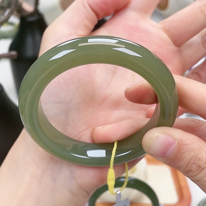 和田玉 手镯55未镶嵌