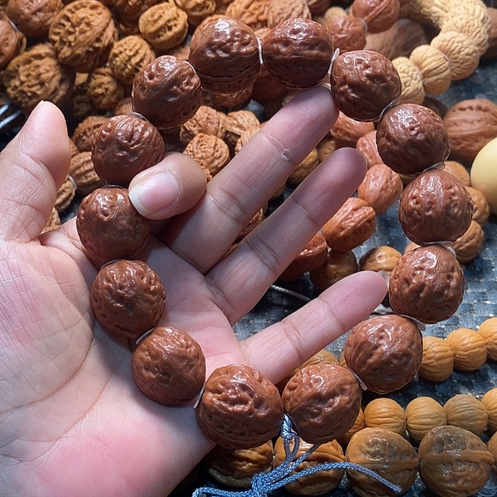 文玩核桃手串桃心