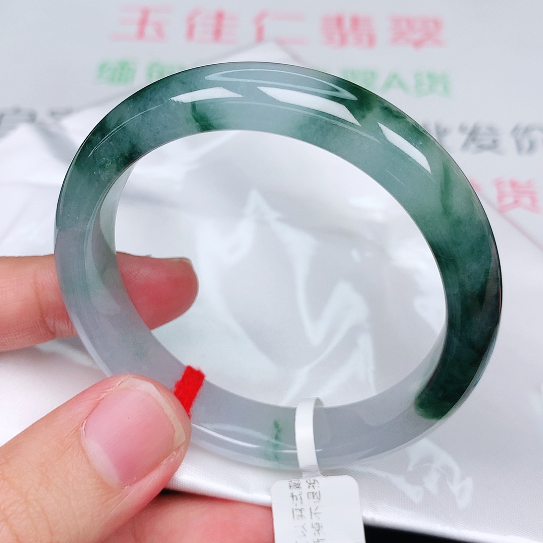 未镶嵌手镯翡翠天然翡翠手镯