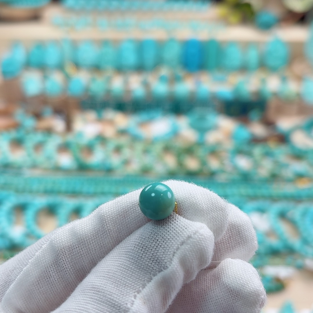 绿松石未镶嵌珠宝奇石9