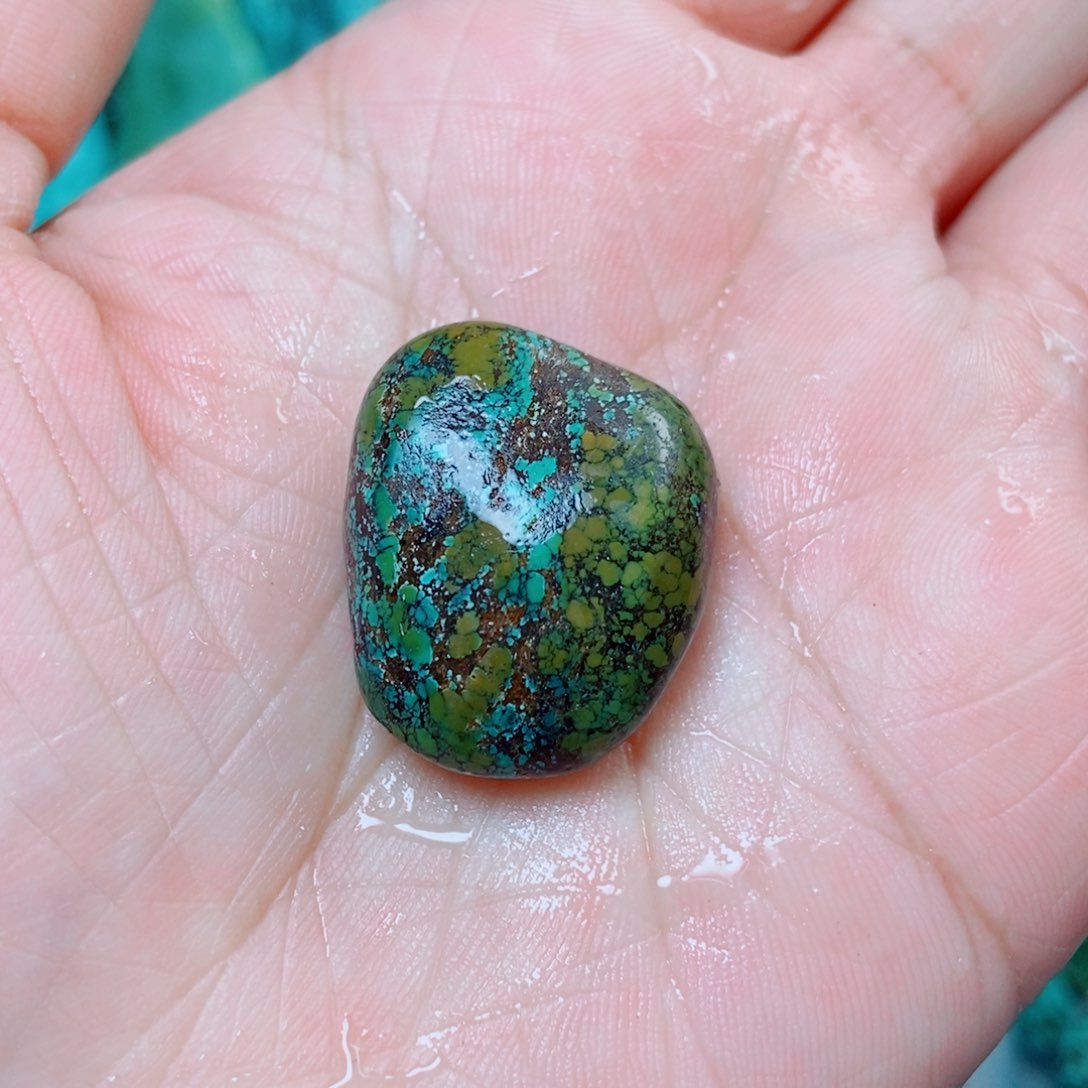 绿松石挂件未镶嵌绿松石