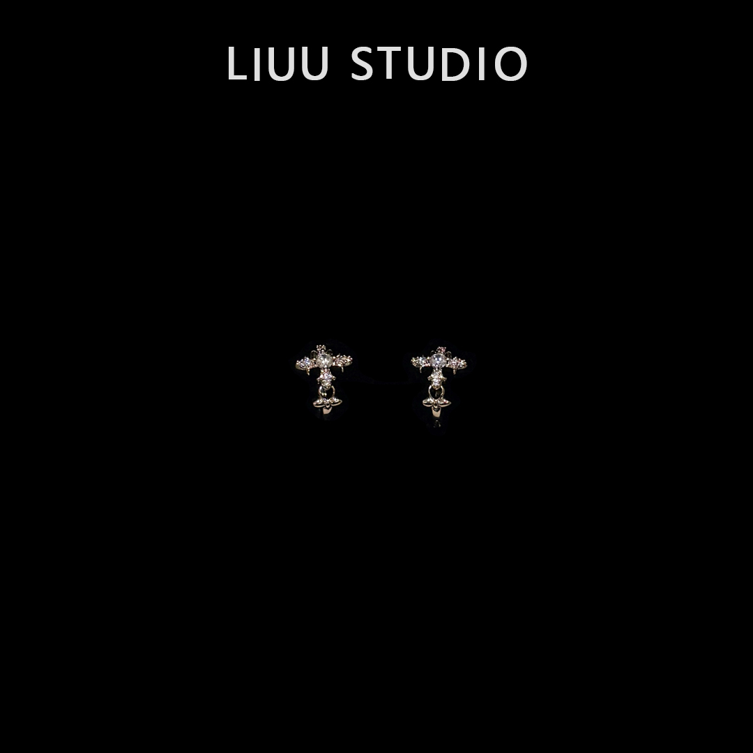 铜合金耳饰 【LIUU】小精致 银色十字锆石镶嵌耳扣