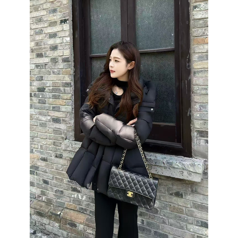 【在逃公主羽绒服】女士中长款高端定制时尚海外版经典羽绒服