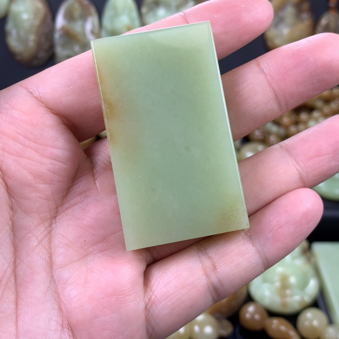 美***奂和田玉未镶嵌颈饰