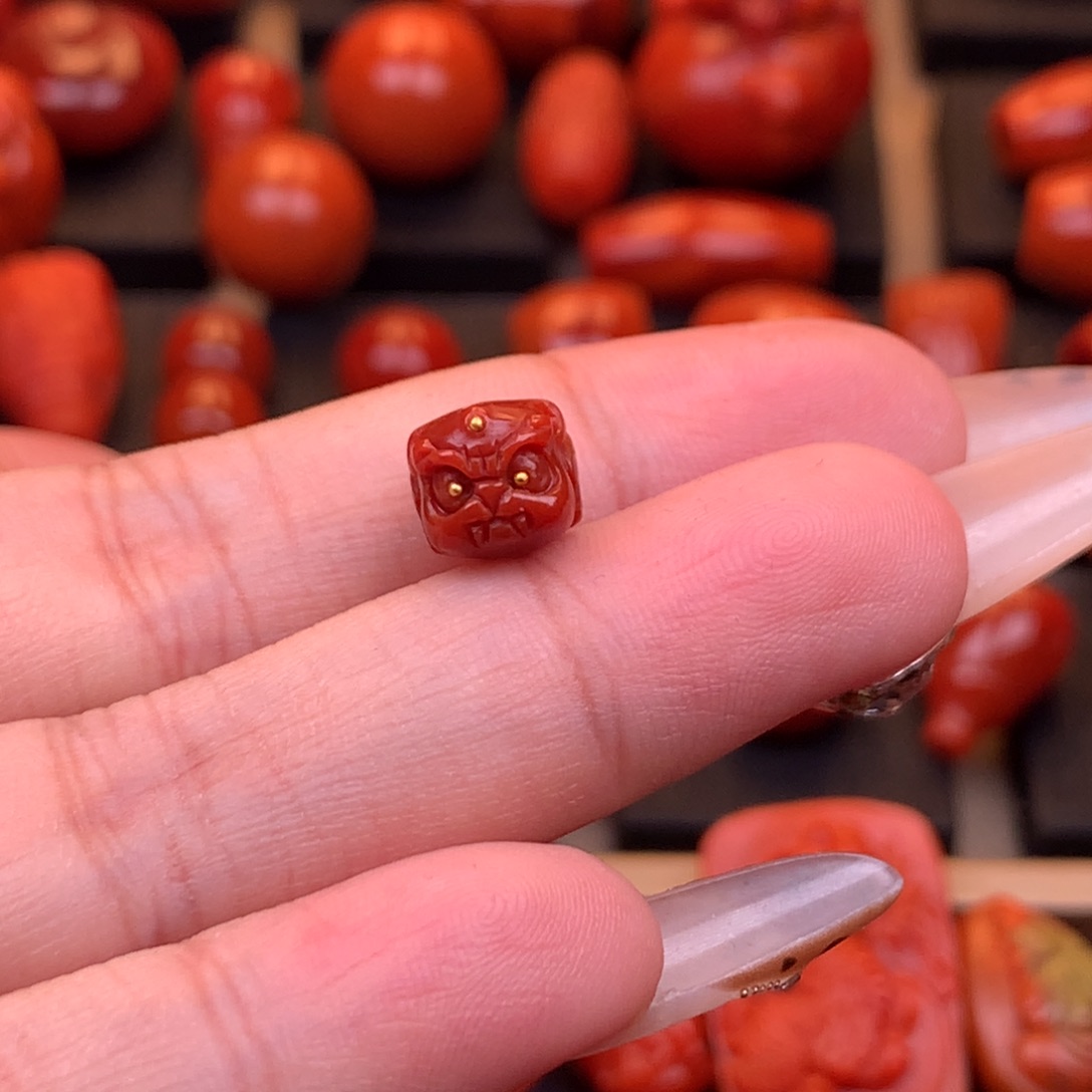 南红玛瑙未镶嵌原矿精工醒狮头8.5mm