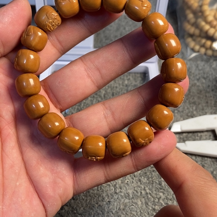 文玩核桃手串至尚孤品文玩直播