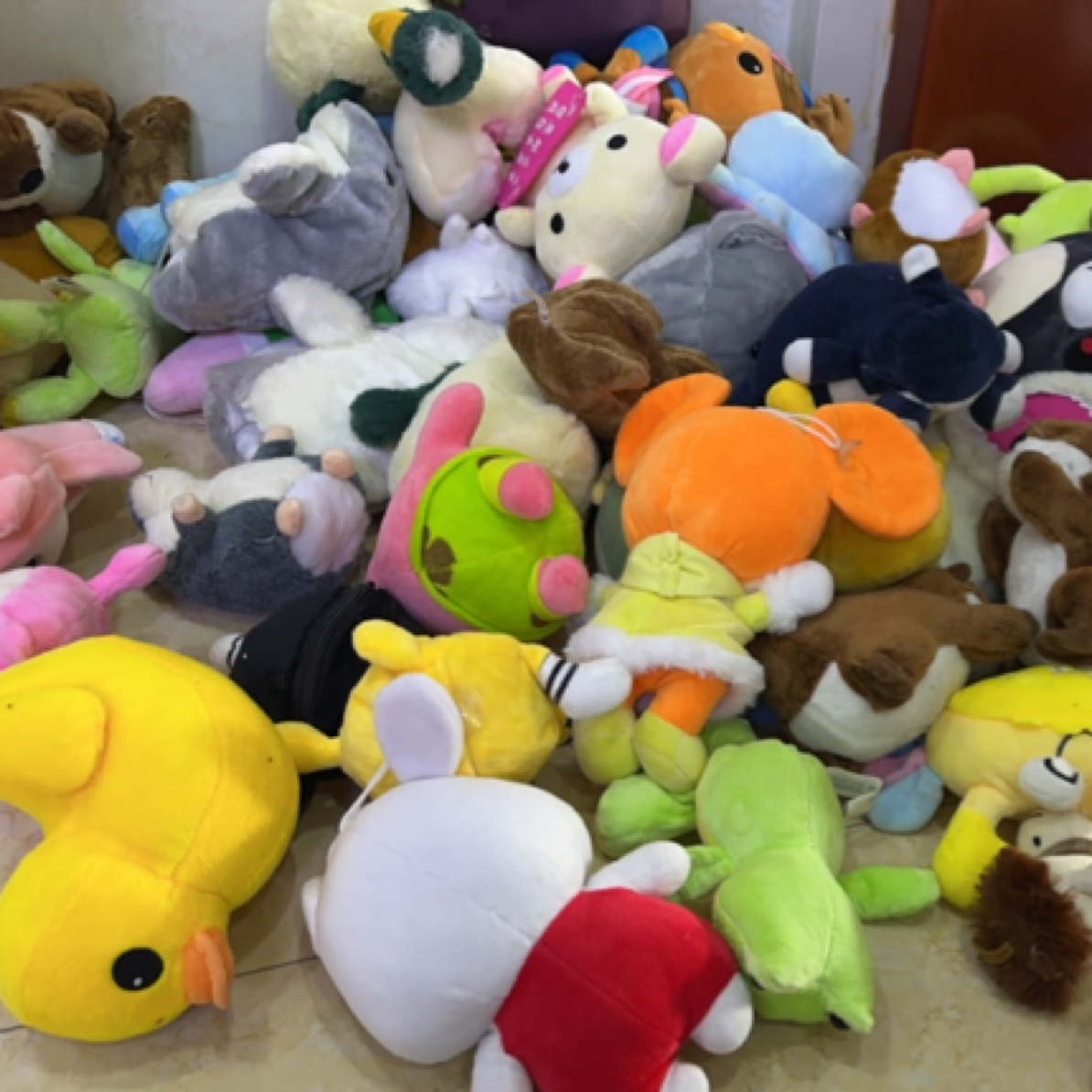 精品公仔中号福利