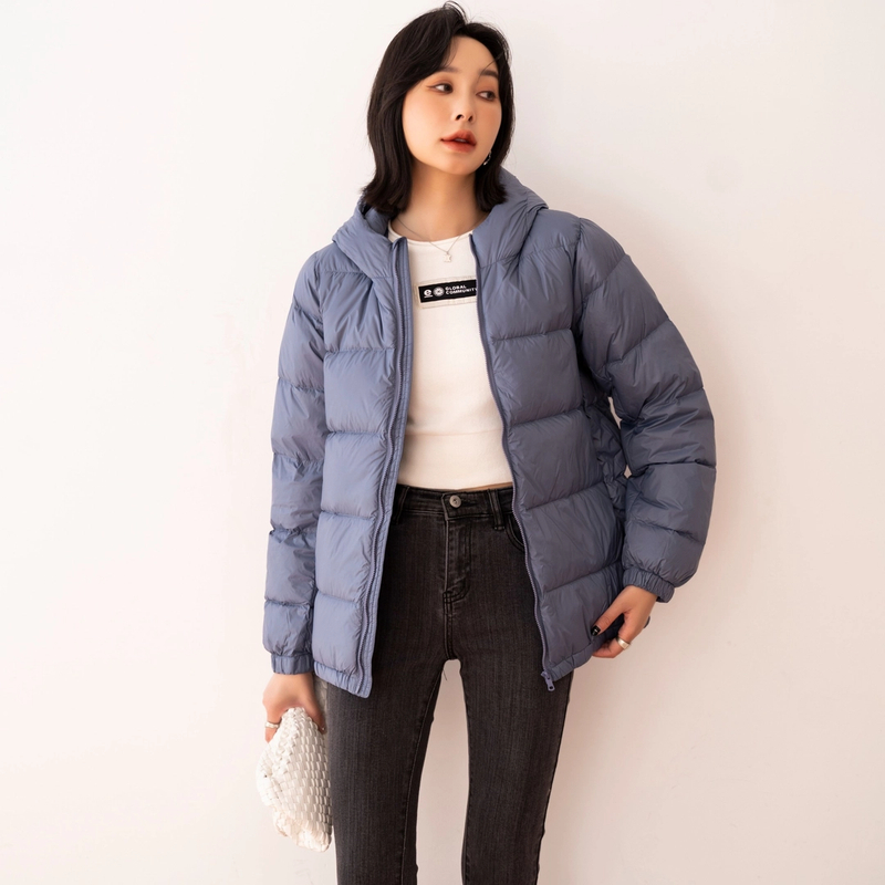 极寒加厚亲肤超轻面包款羽绒服冬季连帽时尚女款