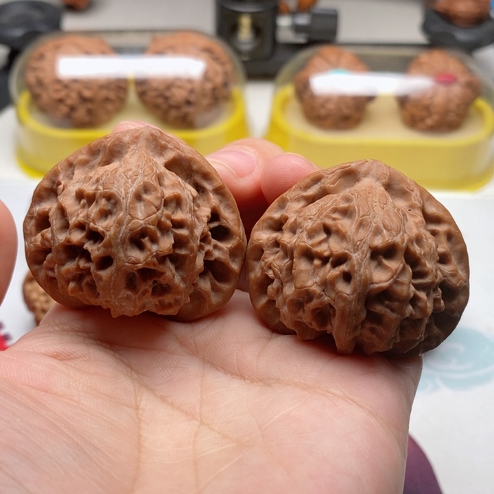 文玩核桃吊坠43宫灯