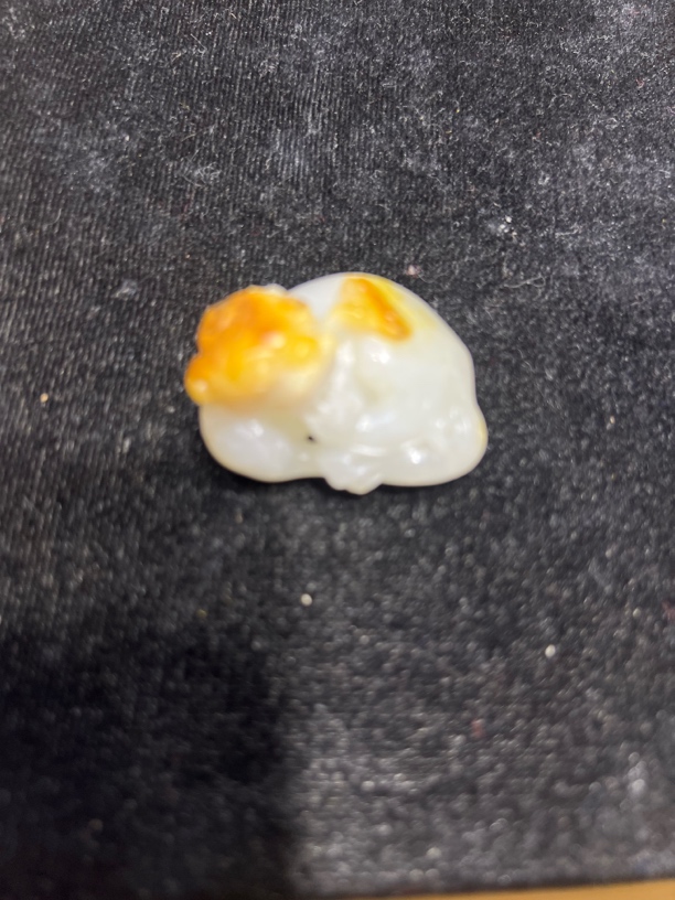 和田玉，招财回头貔貅