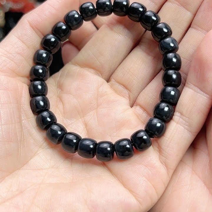 和田玉手链未镶嵌卡8老型福利款