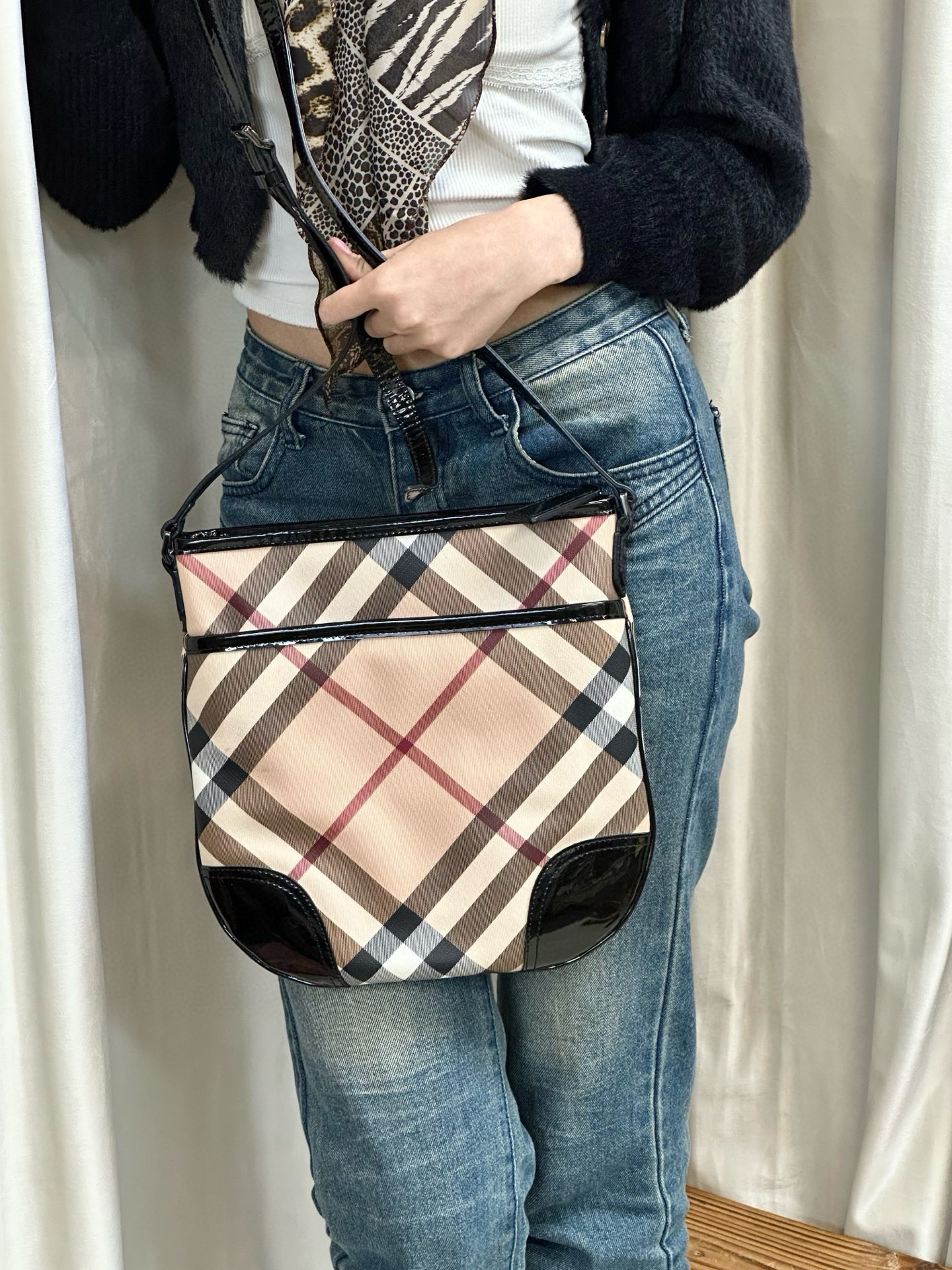 95新 BURBERRY/博柏利 博伯利 经典格纹斜挎包