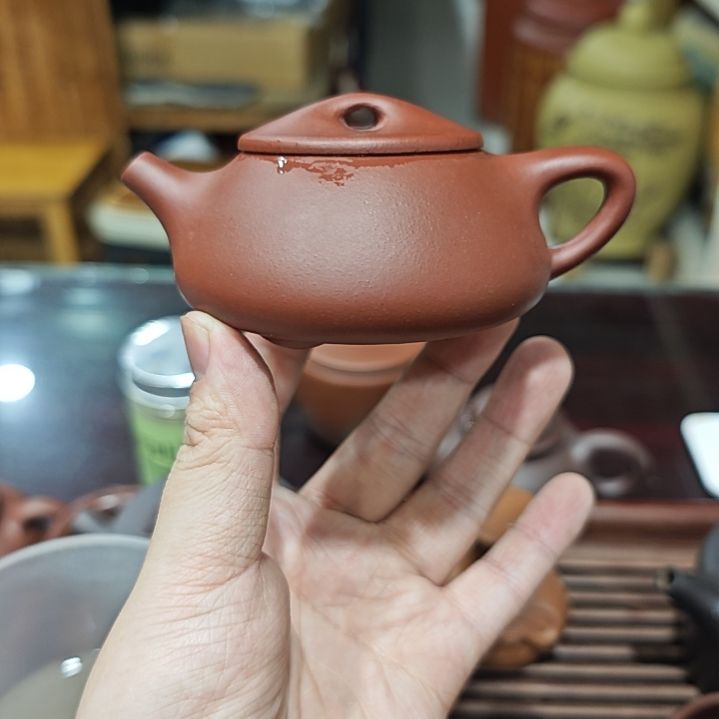 紫砂茶壶红皮龙景舟130cc.