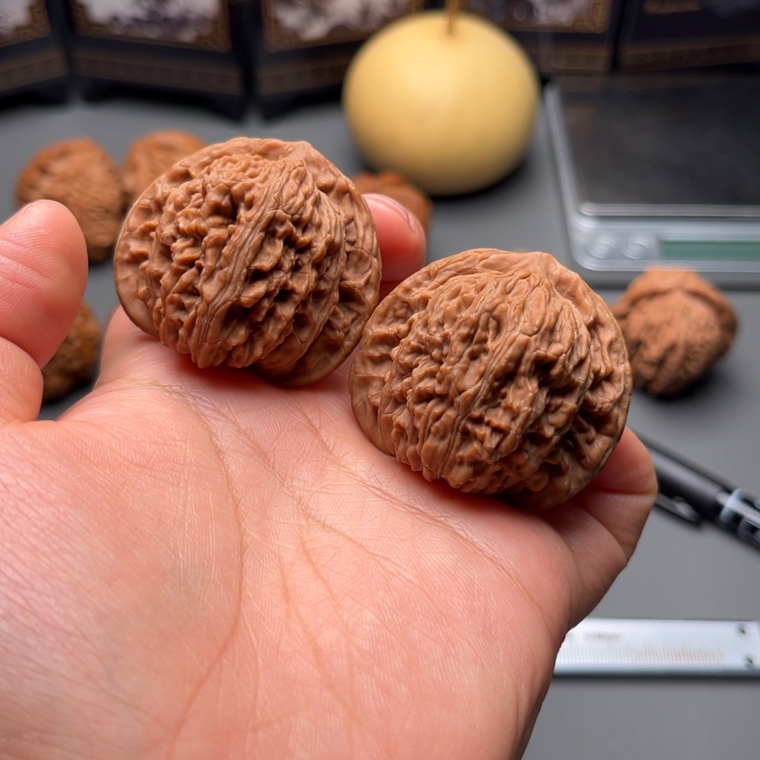 文玩核桃吊坠43尺四座楼