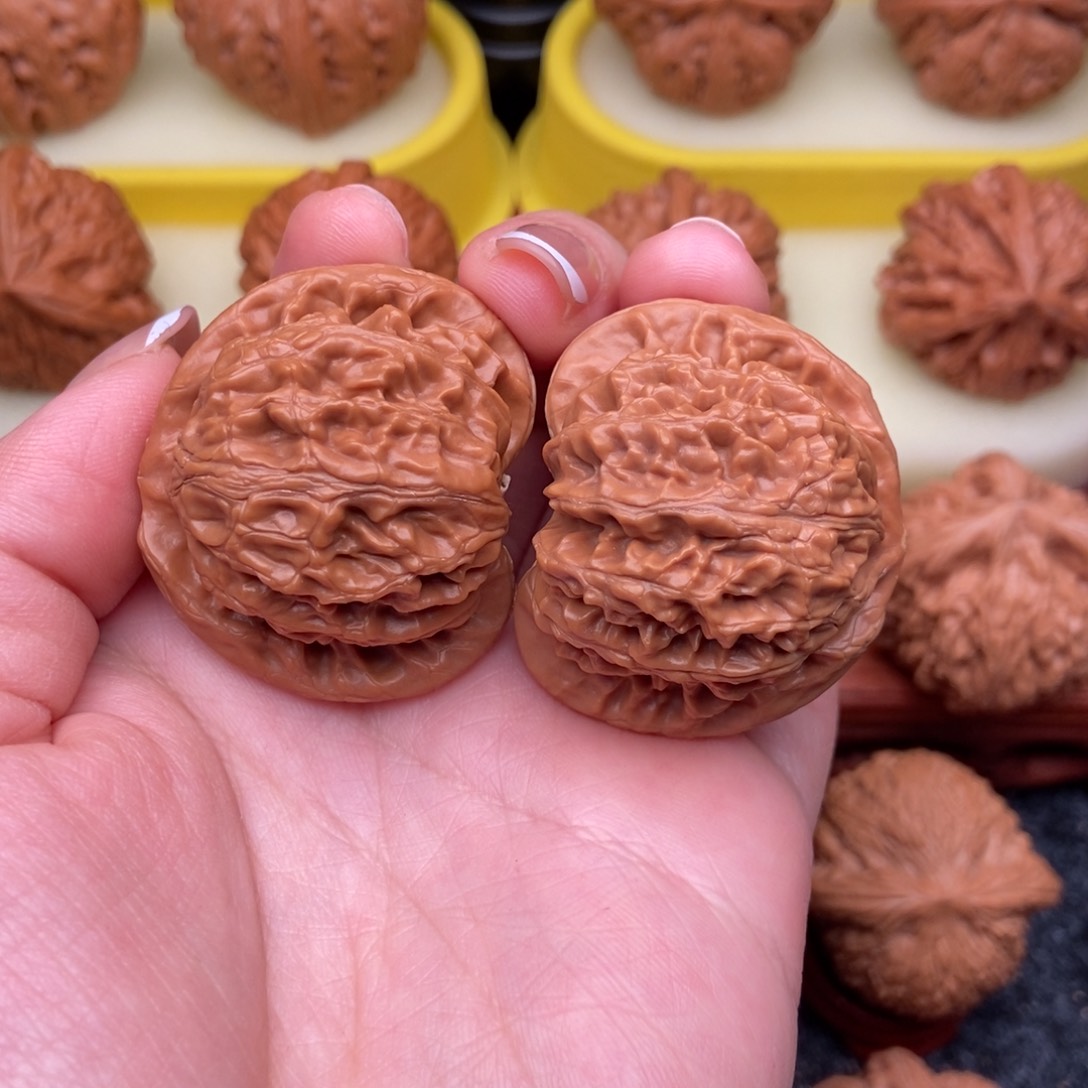 文玩核桃吊坠39全品老树宫灯“开播价”