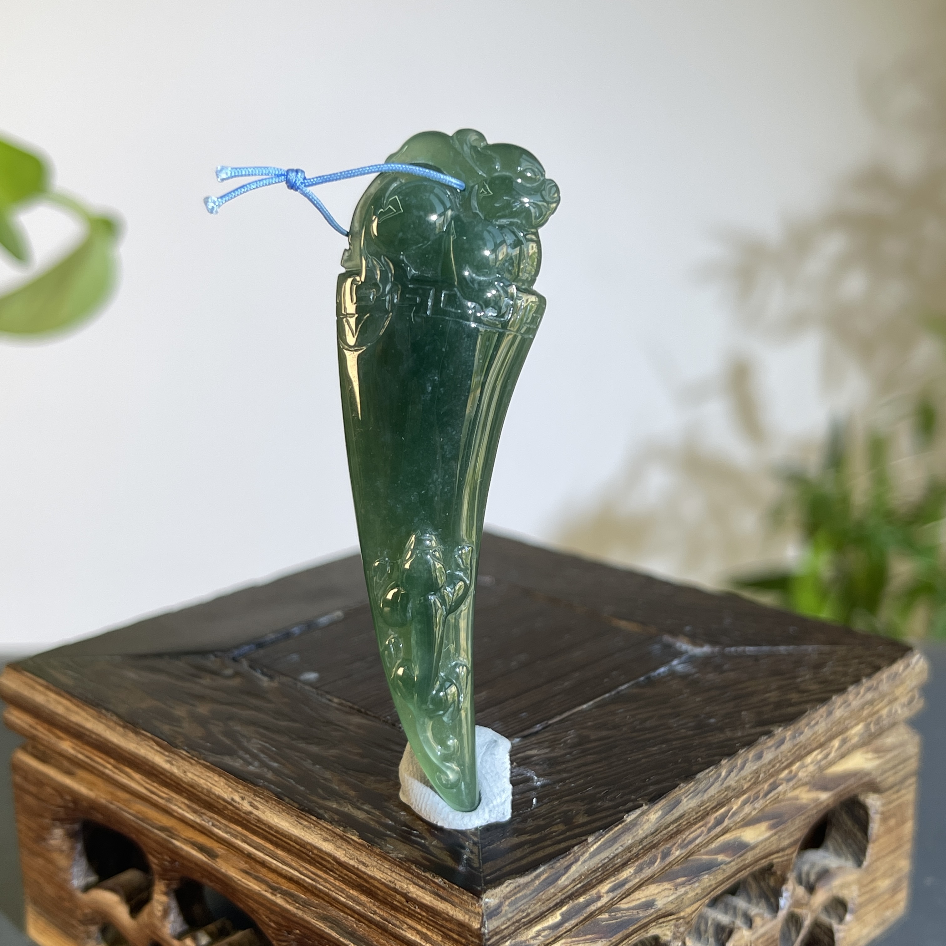 JTA22-64 天然缅甸A货翡翠  龙牙