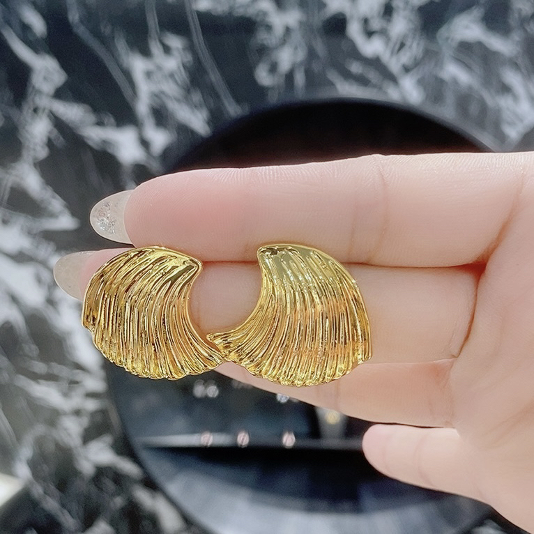 铜合金耳饰 经典气质海浪耳钉