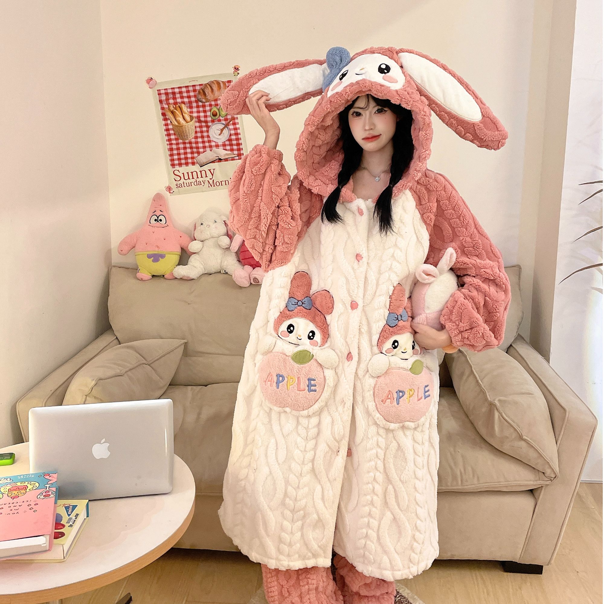 美乐蒂珊瑚绒睡衣女款爆款2025新款冬天家居服套装大学生长袖睡袍