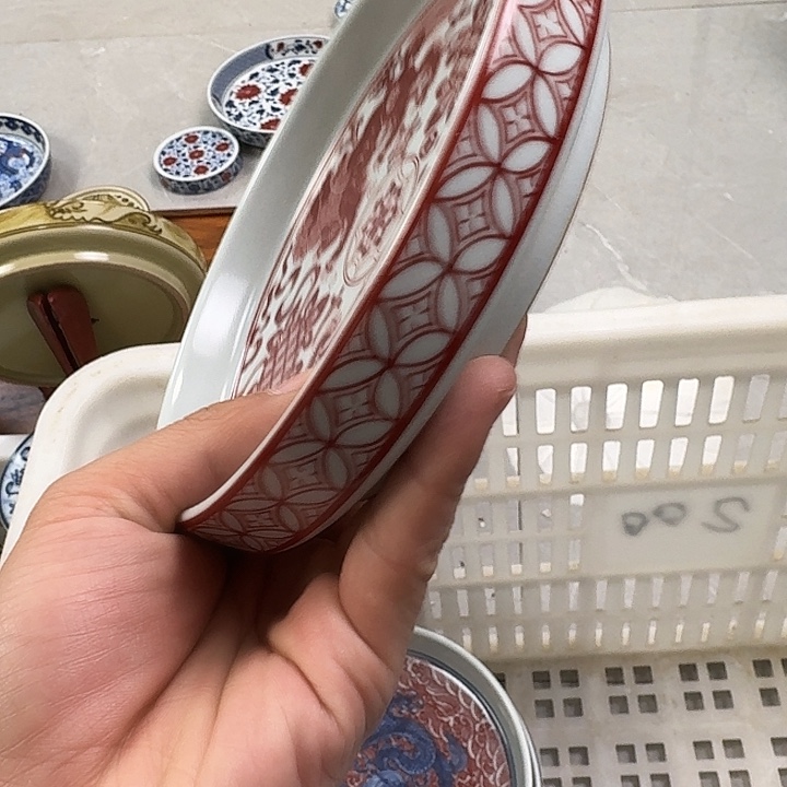 瓷片釉里红狮子大壶承