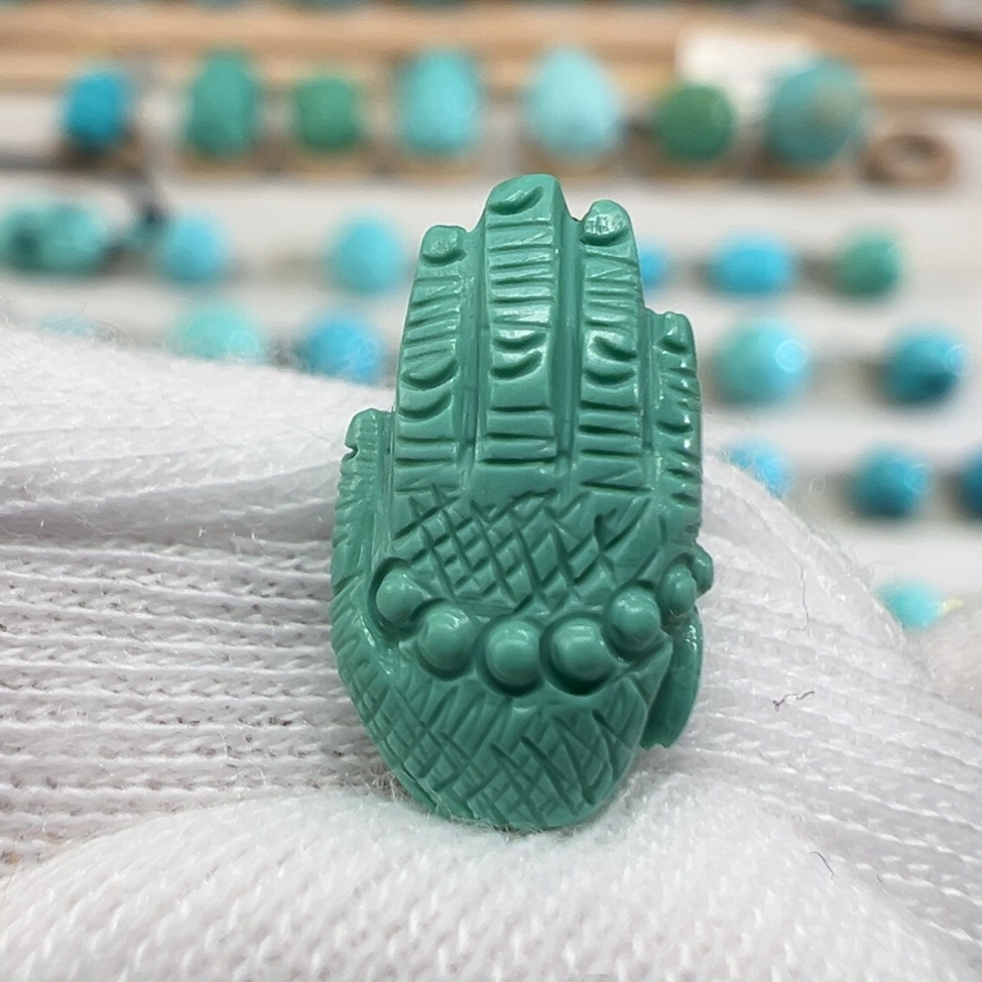绿松石配饰未镶嵌