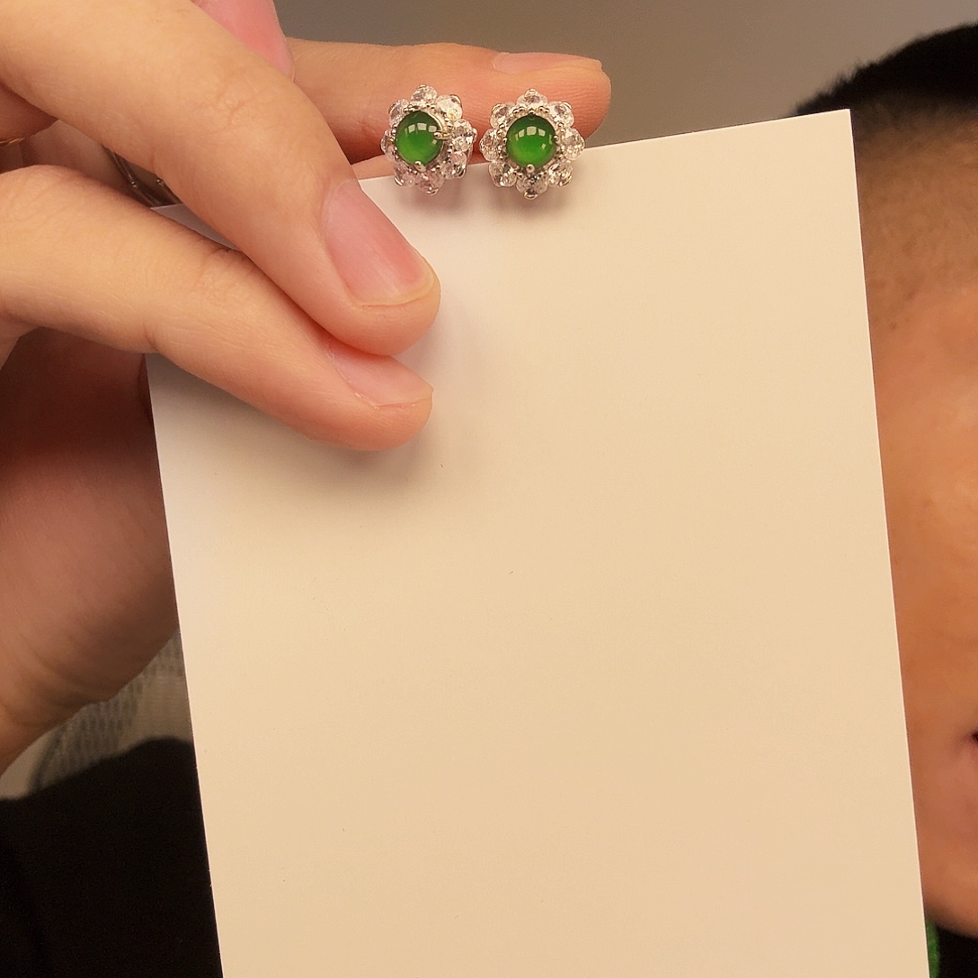 翡翠银S925镶嵌颈饰一对