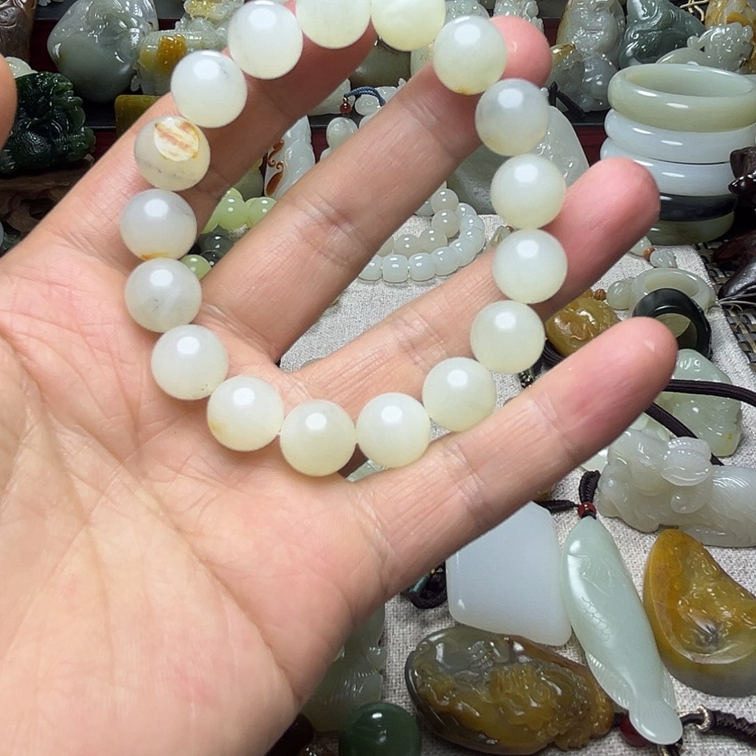 青***木和田玉未镶嵌手链