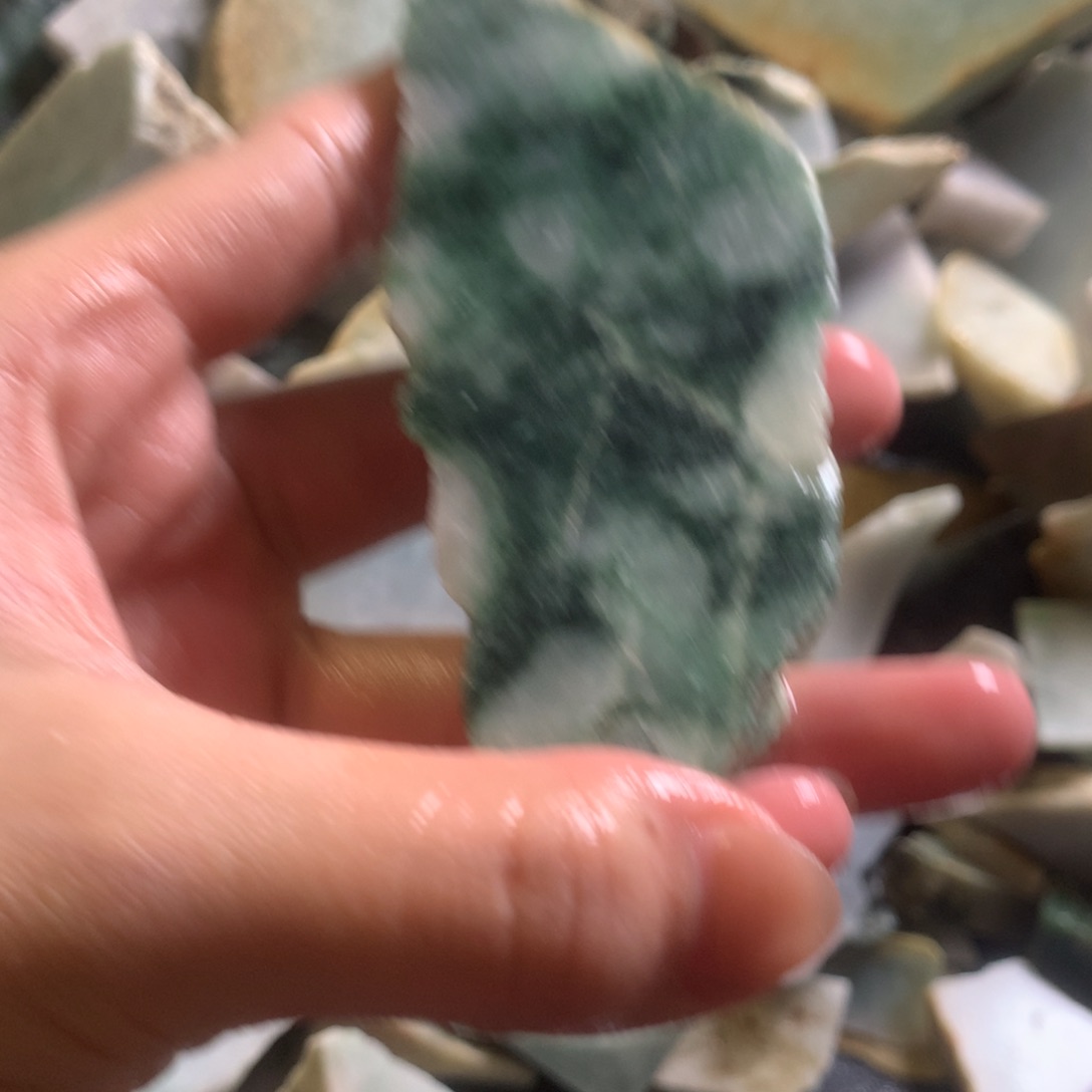 翡翠颈饰未镶嵌缅甸翡翠