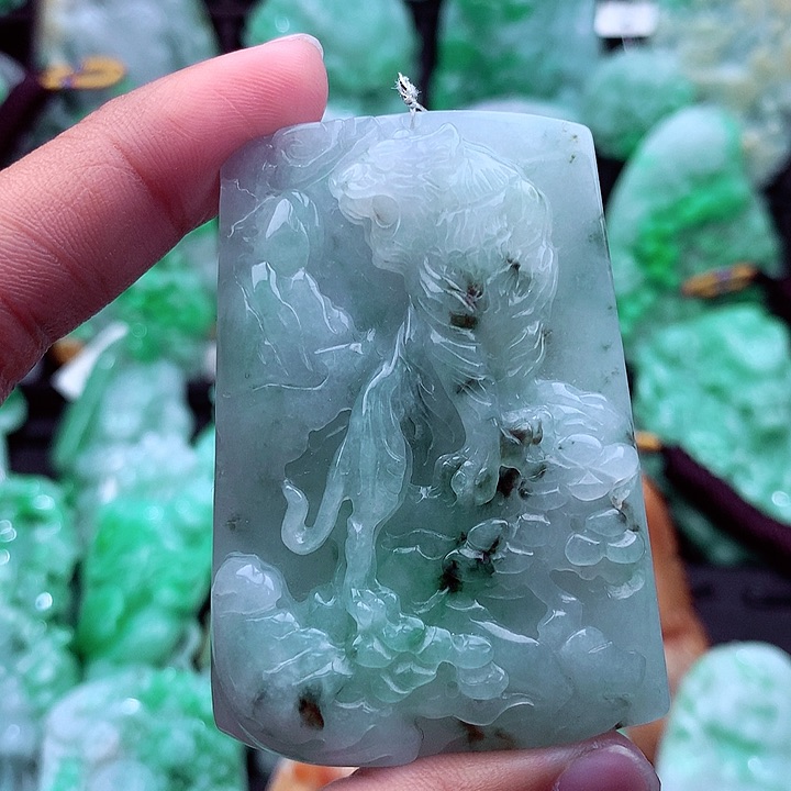 翡翠吊坠(不含链)未镶嵌