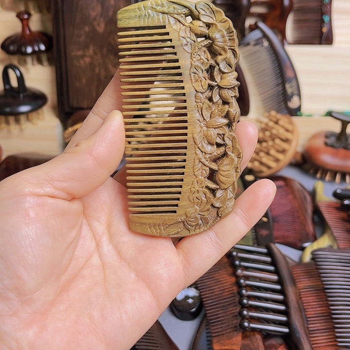 红酸枝木类绿檀木荷花梳子