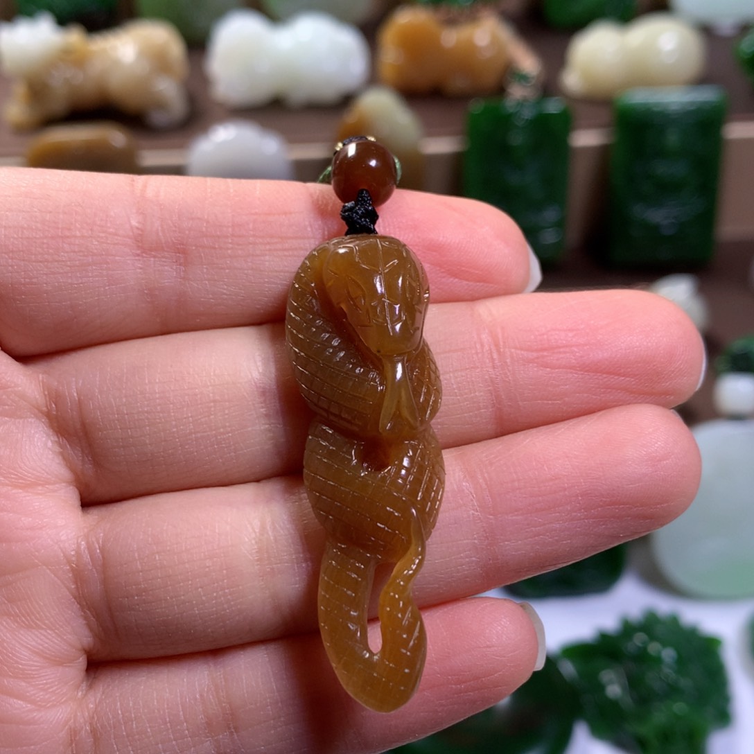 和田玉挂件未镶嵌