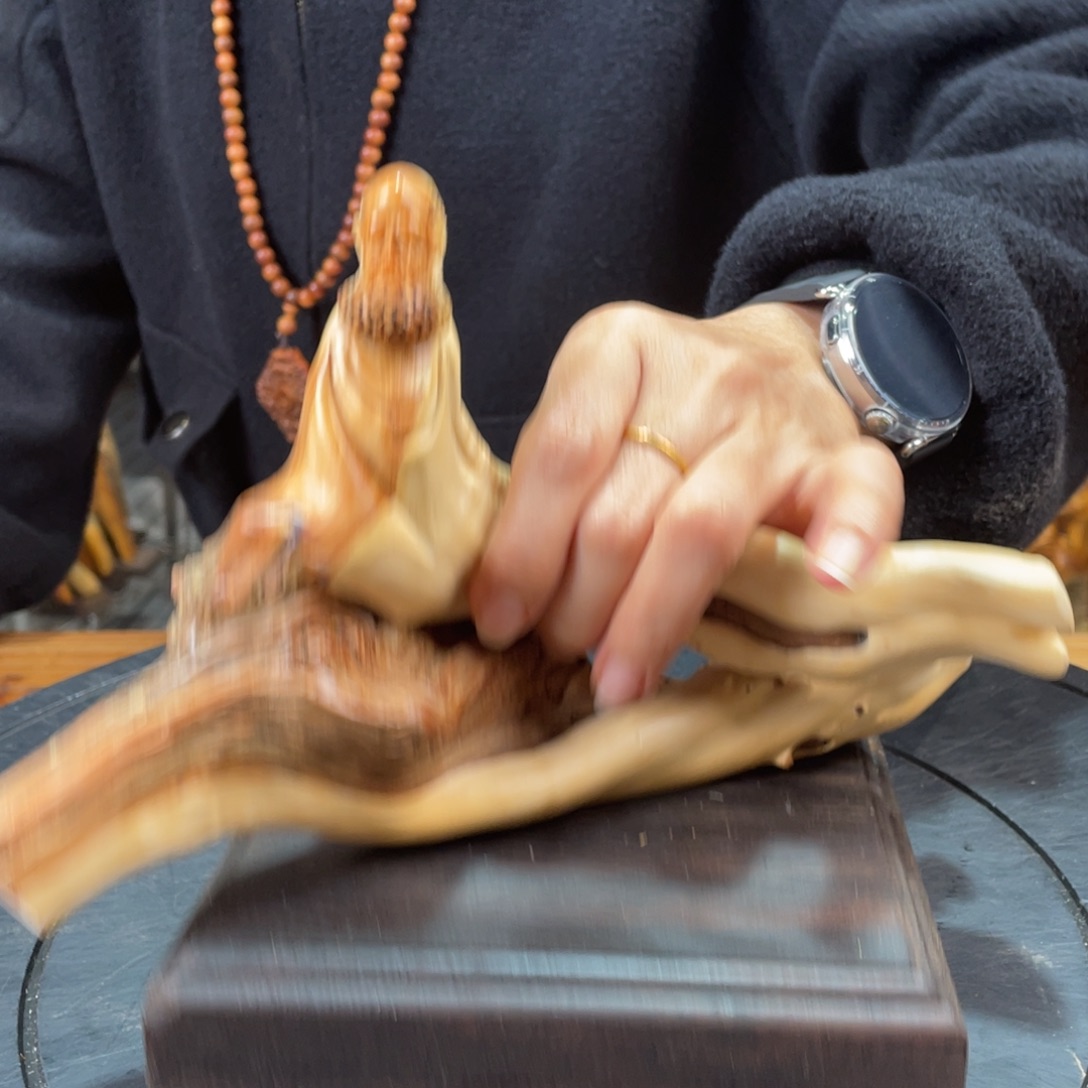 柏木（崖柏）随型摆件