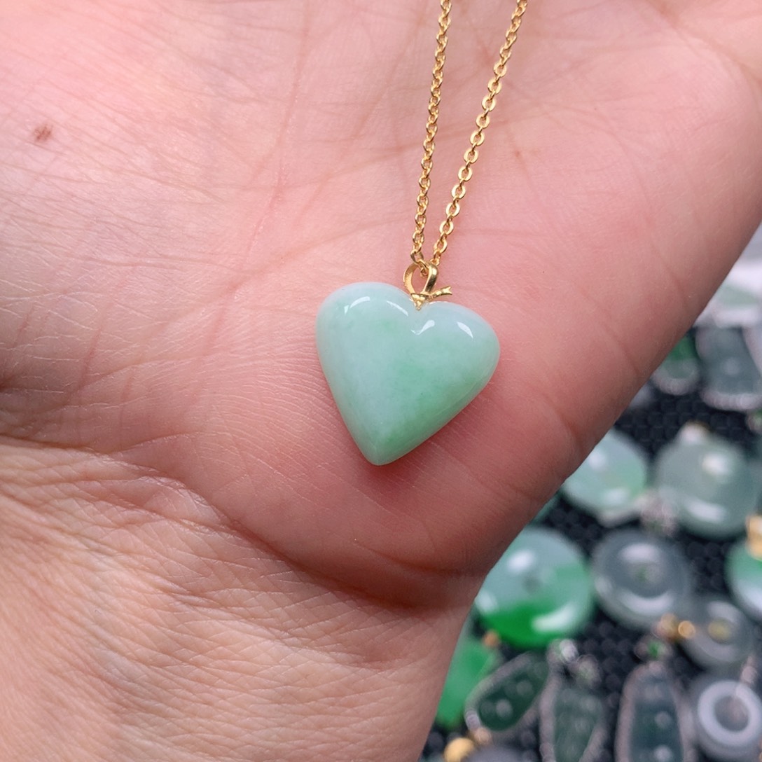 【闪购商品】翡翠吊坠(不含链)18K金镶嵌