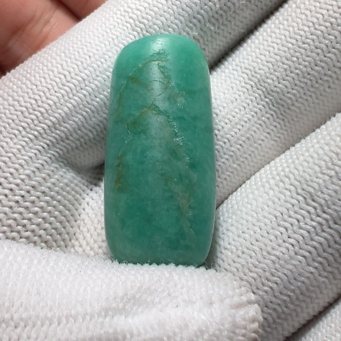 顺***文玛瑙/玉髓未镶嵌珠子。