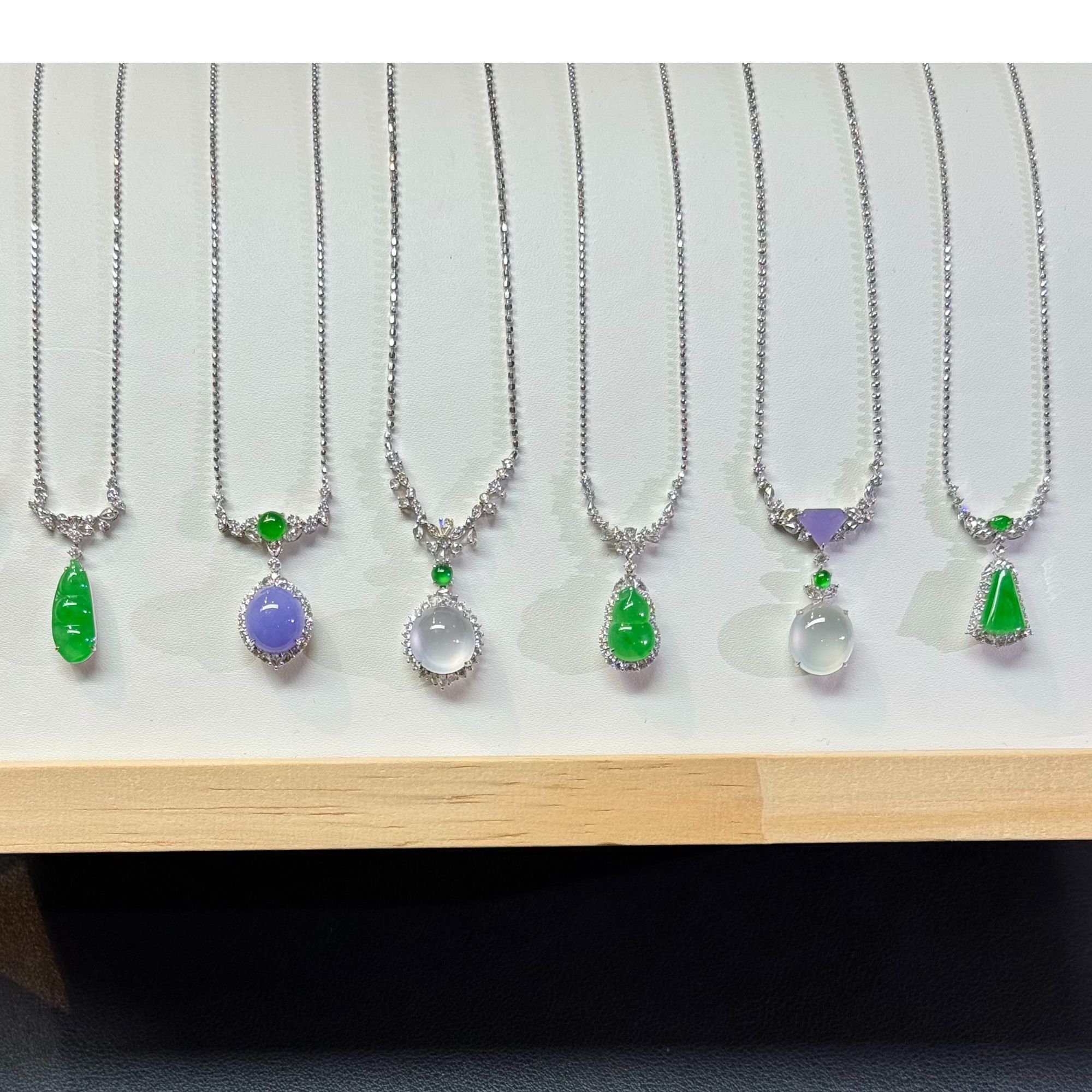 翡翠吊坠-18K金-AE21-多样性发一件|CXQ21