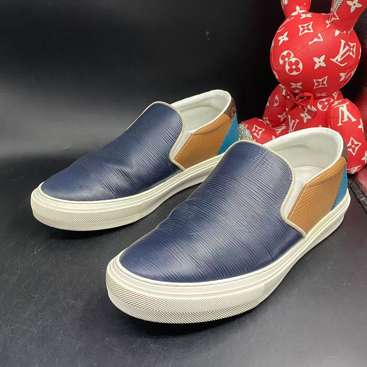 95新 LouisVuitton/路易威登 【聚星福利】多色板鞋42.5欧码ddm1825