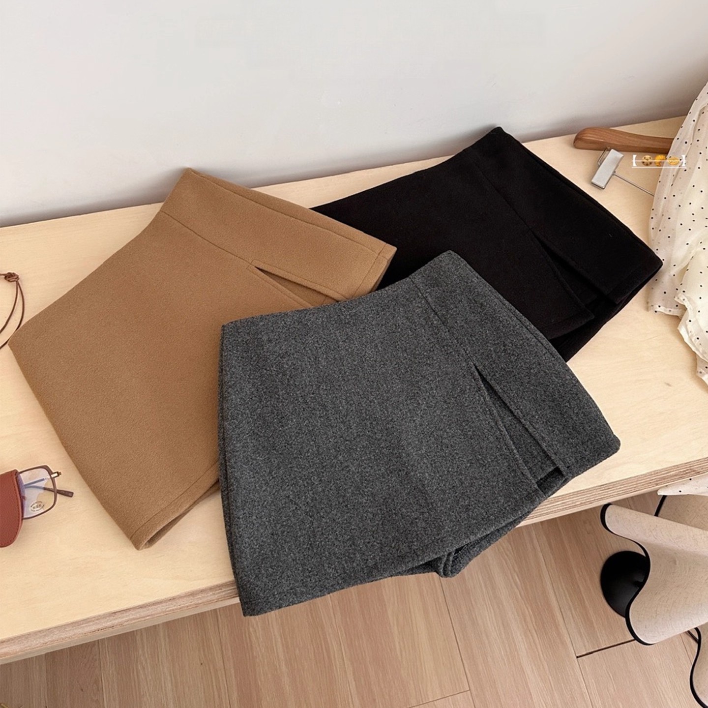 时尚设计感双层开叉毛呢半身裙女秋冬款高腰显瘦防走光A字包臀裙