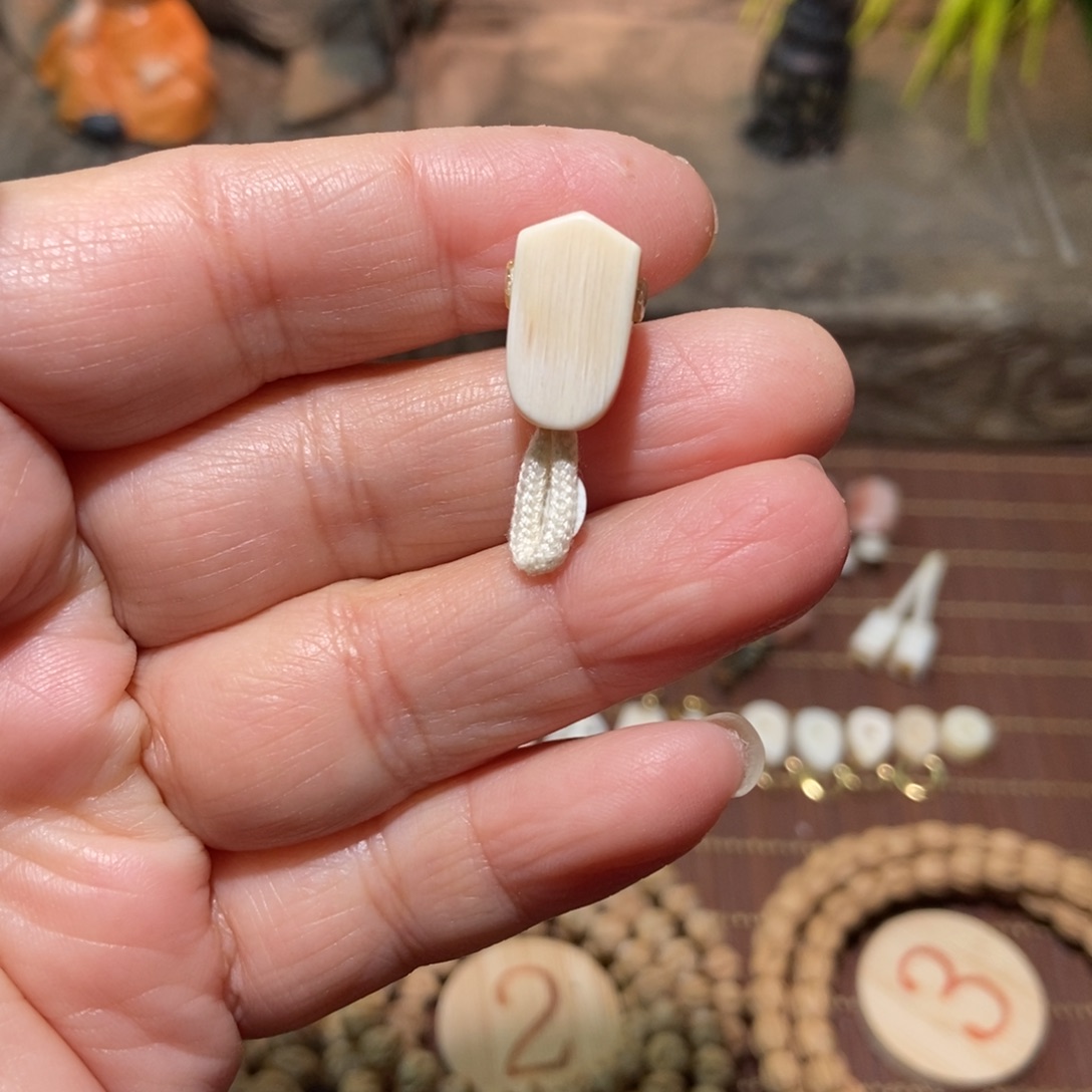 柏香籽/百香籽吊坠