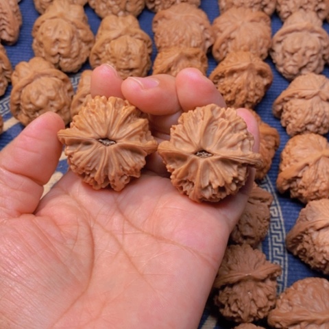 【闪购商品】吊坠文玩核桃老***鹅天地42