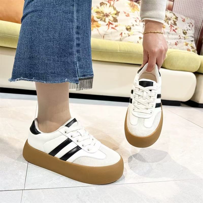 春季新款4厘米平底轻巧显瘦德迅鞋9908